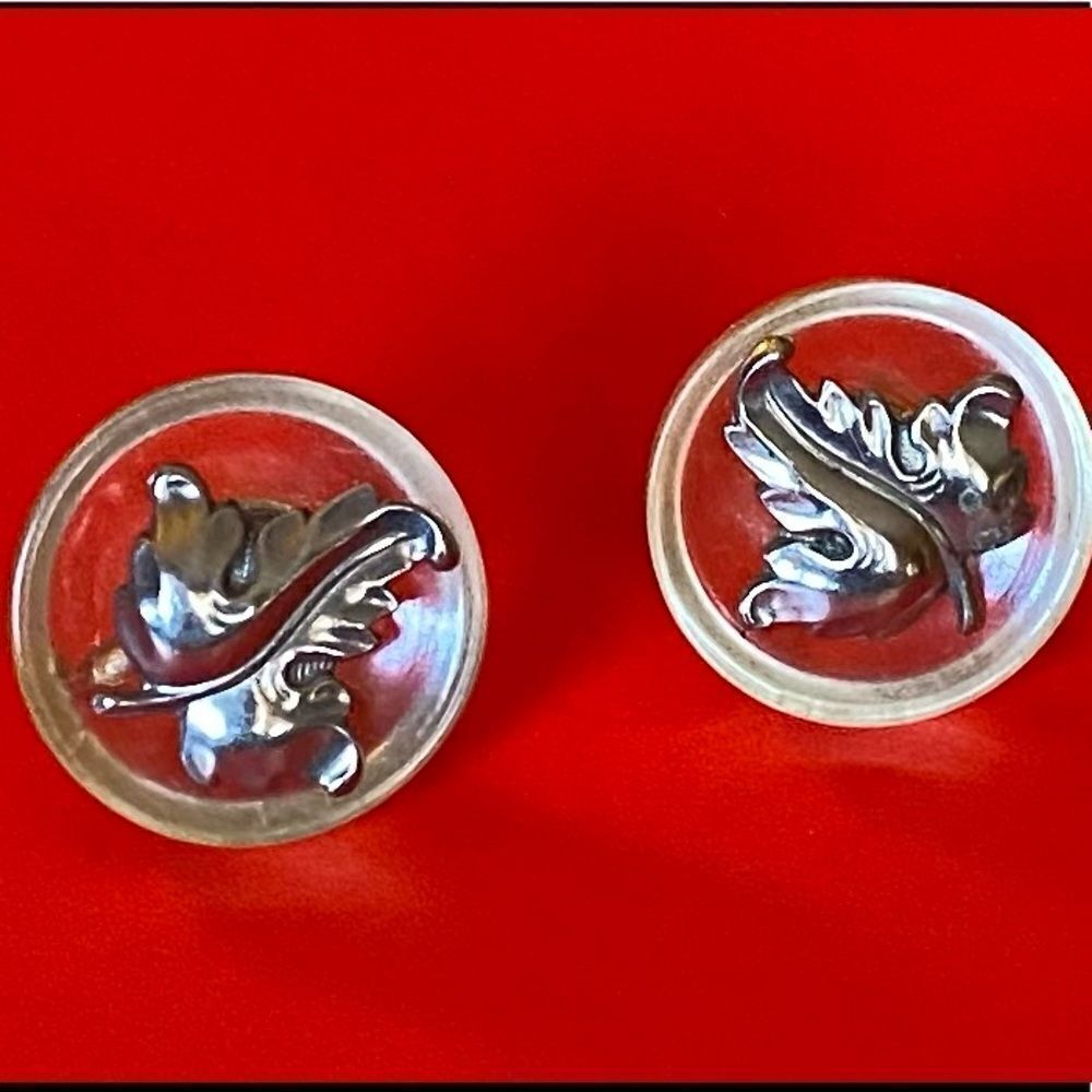 VINTAGE lucite maple leaf earrings